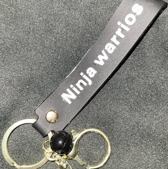 New Ninja Warrios Key Chain~Anime~Vampire Slayer - Picture 6 of 7